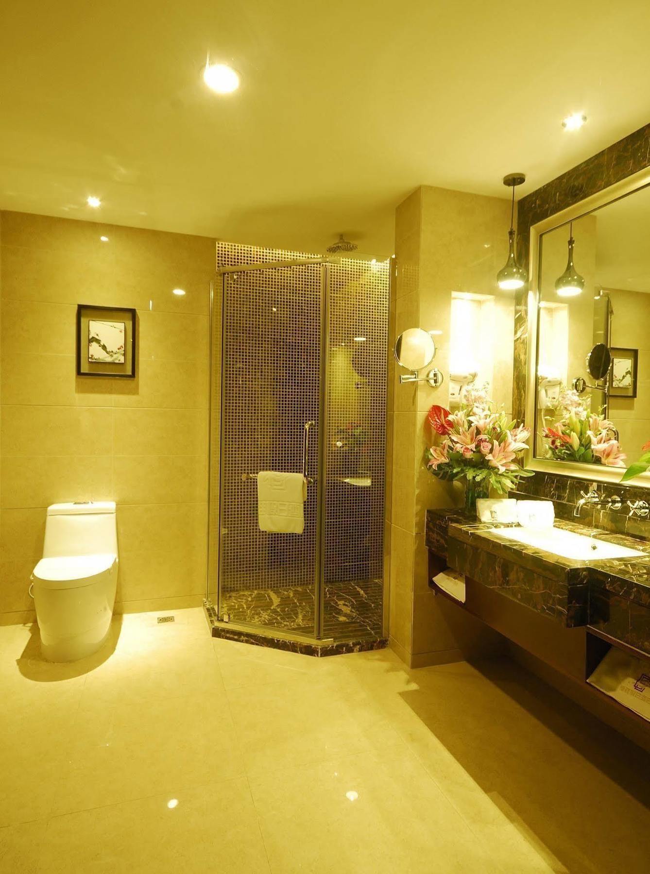 Boya Holiday Hotel Guangzhou Bagian luar foto